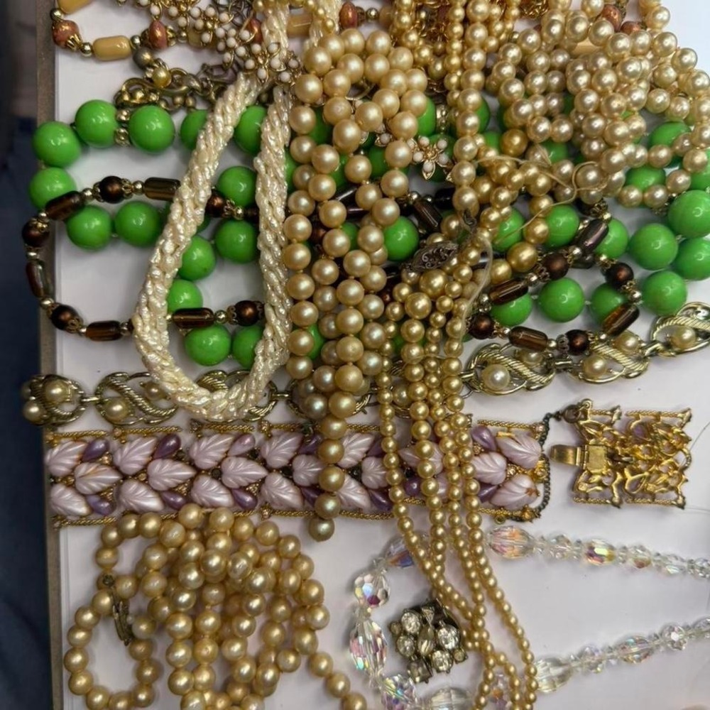 JEWELRY LOT
